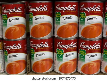 Los Angeles - May 15, 2021: Campbell's Tomato Soup Cans On Grocery Shelf