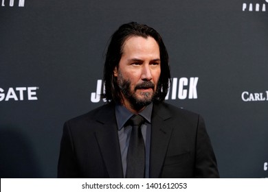 LOS ÁNGELES - 15 DE MAYO:  Keanu Reeves en el estreno "John Wick Chapter 3 Parabellum" Los Angeles en el Teatro Chino TCL IMAX el 15 de mayo de 2019 en Los Ángeles, CA