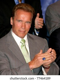 LOS ANGELES - MAY 7:  Arnold Schwarzenegger  At The Duke Of Edinburgh's Award Young Americans' Challenge At A High School On May 7, 2007 In Calabasas, CA