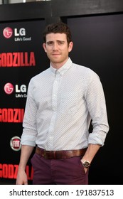 LOS ANGELES - MAY 8:  Bryan Greenberg At The 