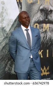 Djimon Hounsou Images Stock Photos Vectors Shutterstock