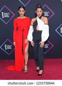 LOS ANGELES - NOV 11:  Brie Bella And Nikki Bella Arrives For The 2018 People's Choice Awards On November 11, 2018 In Santa Monica, CA