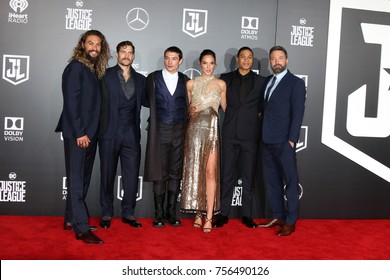 LOS ANGELES - NOV 13:  Jason Momoa, Henry Cavill, Ezra Miller, Gal Gadot, Ray Fisher, Ben Affleck  at the World Premiere of Justice League at Dolby Theater on November 13, 2017 in Los Angeles, CA