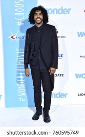 LOS ANGELES - NOV 14:  Daveed Diggs Arrives For The 'Wonder' World Premiere On November 14, 2017 In Westwood, CA                