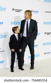 LOS ANGELES - NOV 14:  Jacob Tremblay, Owen Wilson At The 