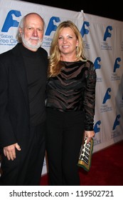 LOS ANGELES - NOV 19:  James Burrows Arrives To The The Saban Free Clinic's Gala At Beverly Hilton On November 19, 2012 In Beverly Hills, CA