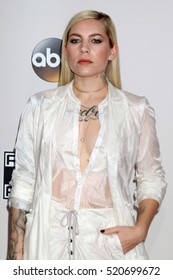 Pictures of skylar grey