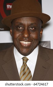 LOS ANGELES - NOV 5:  Bill Duke Arrives At The AFM Blowout Party At Pier 59 Studios On November 5, 2010 In Santa Monica, CA