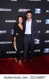 LOS ANGELES - OCT 1:  Wendy Moniz, Frank Grillo At The 