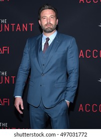 LOS ANGELES - OCT 10:  Ben Affleck arrives to "The Accountant" Los Angeles Premiere on October 10, 2016 in Hollywood, CA                