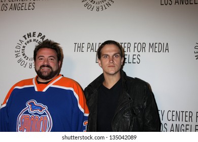 LOS ANGELES - OCT 22:  Kevin Smith, Jason Mewes Arrives At  The Paley Center For Media Annual Los Angeles Benefit At The Lot On October 22, 2012 In Los Angeles, CA