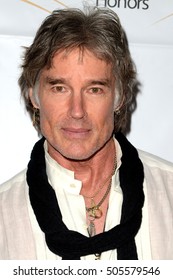 LOS ANGELES - OCT 25:  Ronn Moss At The Hollywood Walk Of Fame Honors At Taglyan Complex On October 25, 2016 In Los Angeles, CA