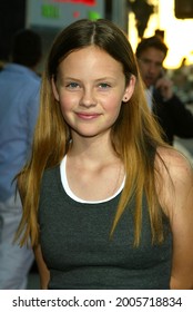 LOS ANGELES - SEP 03: Sarah Ramos Arrives To  The ‘Dickie Roberts: Former Child Star' World Premiere On September 03, 2003 In Hollywood, CA