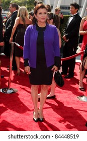 LOS ANGELES - SEP 10:  Carrie Fisher arriving at the Creative Arts Emmys 2011 at Nokia Theater  on September 10, 2011 in Los Angeles, CA