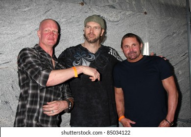 LOS ANGELES - SEP 15:  Derek Mears, Tyler Mane, Kane Hodder Arrives At The 