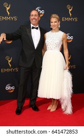 LOS ANGELES - SEP 18:  Jerry Seinfeld, Jessica Seinfeld at the 2016 Primetime Emmy Awards - Arrivals at the Microsoft Theater on September 18, 2016 in Los Angeles, CA