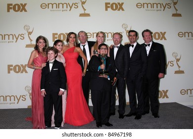 LOS ANGELES - SEP 18:  Modern Family Cast In The Press Room At The 63rd Primetime Emmy Awards At Nokia Theater On September 18, 2011 In Los Angeles, CA