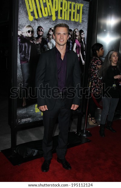 Los Angeles Sep 24 Freddie Stroma Stock Photo Edit Now 195112124