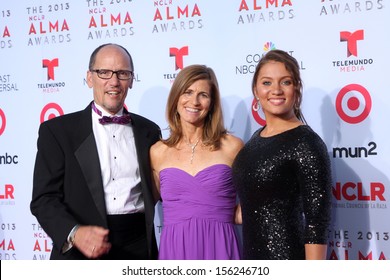 LOS ANGELES - SEP 27: United States Secretary Of Labor Thomas Perez (L) With Ann Marie Perez And Amalia Perez At The 2013 ALMA Awards At Pasadena Civic Auditorium On September 27, 2013 In Pasadena, CA