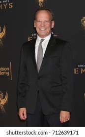 LOS ANGELES - SEP 9:  Dee Bradley Baker At The 2017 Creative Emmy Awards At The Microsoft Theater On September 9, 2017 In Los Angeles, CA