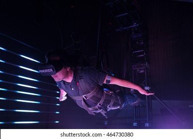 Los Angeles, USA - August 6, 2016: Man Wearing Virtual Reality Goggles During VRLA Expo Summer, Virtual Reality Exposition, At The Los Angeles Convention Center.