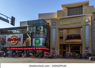 LOS ANGELES, USA - JULY 07, 2018, Side View Of The Entrance To The Dolby Theater, Next To The Hard Rock Cafe, In The Hollywood Shopping Center And Mountainous Area On Hollywood Hall Of Fame. Concept