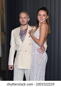 LOS ANGELES, USA. September 12, 2022: Charlotte Lawrence  Andrew Watt At The AppleTV+ Primetime Emmy Party In Hollywood.
Picture: Paul Smith-Featureflash