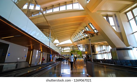 Los Angeles,CA/US - Sep 21 2018: Tom Bradley International Airport Departure Terminal In Los Angeles, US.