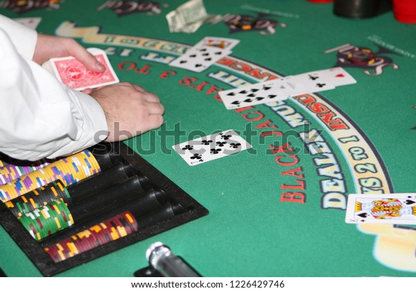 Craps in pool Craps insurance bet