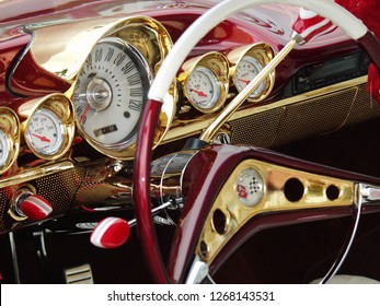 Bilder Stockfotos Und Vektorgrafiken Chevy Impala
