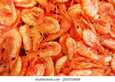 Lots Of Red Shrimp. A Dish Of Fresh Seafood. A Natural Source Of Protein. Less Meat Consumption. Selective Focus