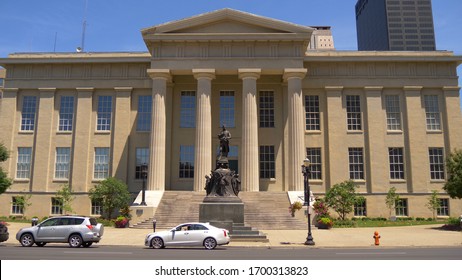 Louisville Metro Hall Court House - LOUISVILLE, USA - JUNE 14, 2019