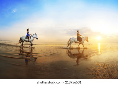 Love Background. Family And Horse In The Sunshine. Couple In Love On Beach In Sunset. Ride Horseback Of The Sea In Sun Rays.