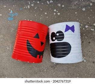 The Love Of A Cute Halloween Pumpkin And A Ghost Couple.