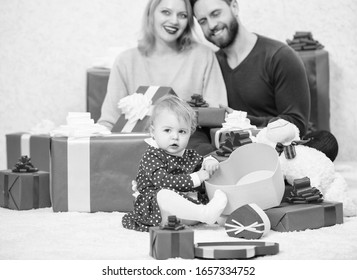 Love. Father, Mother And Doughter Child. Shopping Online. Boxing Day. Love And Trust In Family. Bearded Man And Woman With Little Girl. Happy Family With Present Box. Valentines Day. Red Boxes.