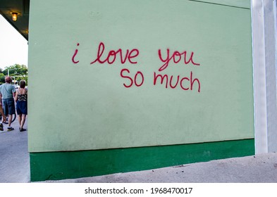 I love you so much wall