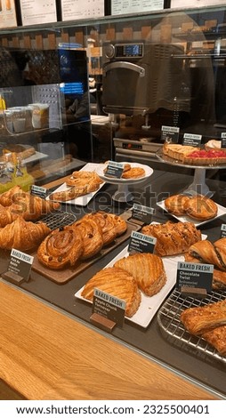 The lovely bakery zone in Starbucks.