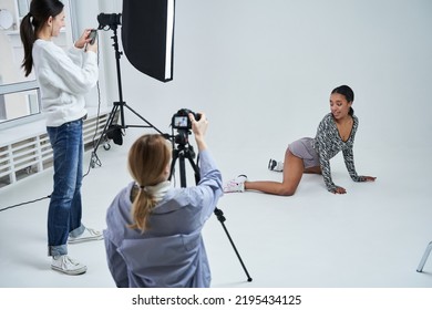 19,677 Female floor laying Images, Stock Photos & Vectors | Shutterstock