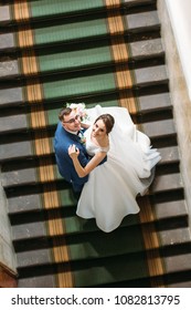 Lover's Grooms In The Old House Go Grand Staircase