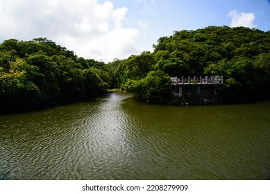 Lover's Lake Park In Keelung, Taiwan Is A Place Where Many People Come To Relax On Holidays.