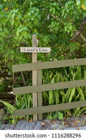 Lovers Lane Sign