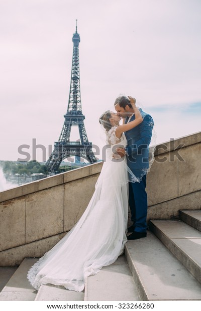 loving couple in Paris. romantic photos in the\
Tour Eiffel