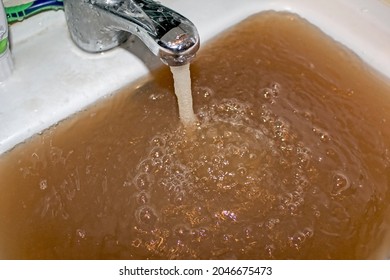 Low Quality Of Tap Water. The Reason Why It Makes Sense To Install Tap Water Filter.