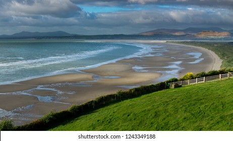 Low Tide Harlech Beach North Wales Stock Photo 1243349188 | Shutterstock