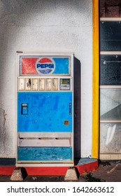 Lowell, Arizona / USA – November 25, 2018:  An Old Pepsi Bottle Vending Machine Sits Outside In The Evening Sun.