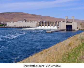 Lower Monument Dam on the Snake River in Washington, USA - Shutterstock ID 2145598053