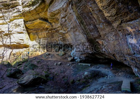 Lower Trails of Jeffreys Cliffs Conservation and Recreation Area headed to Tobacco Cave Kentucky