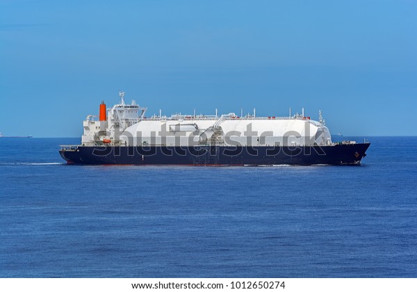 Lpg Lng Gas Carrier Vessel Underway Stock Photo 1012650274 | Shutterstock