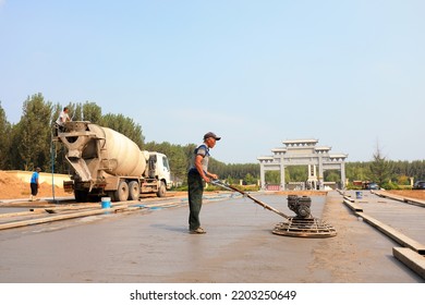 LUANNAN COUNTY, China - September 3, 2021: Workers Work Hard At Construction Sites In North China