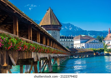 LUCERNE, SWITZERLAND, 8 AUGUST 2020: The Beautiful Landscape Of The Kapellbrücke Bridge